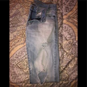 American Eagle Light Wash Jeans